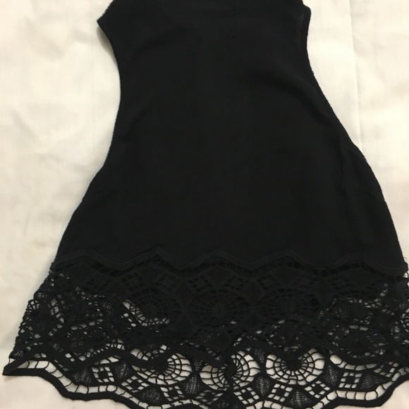 Black crop top - Picture 5 of 6